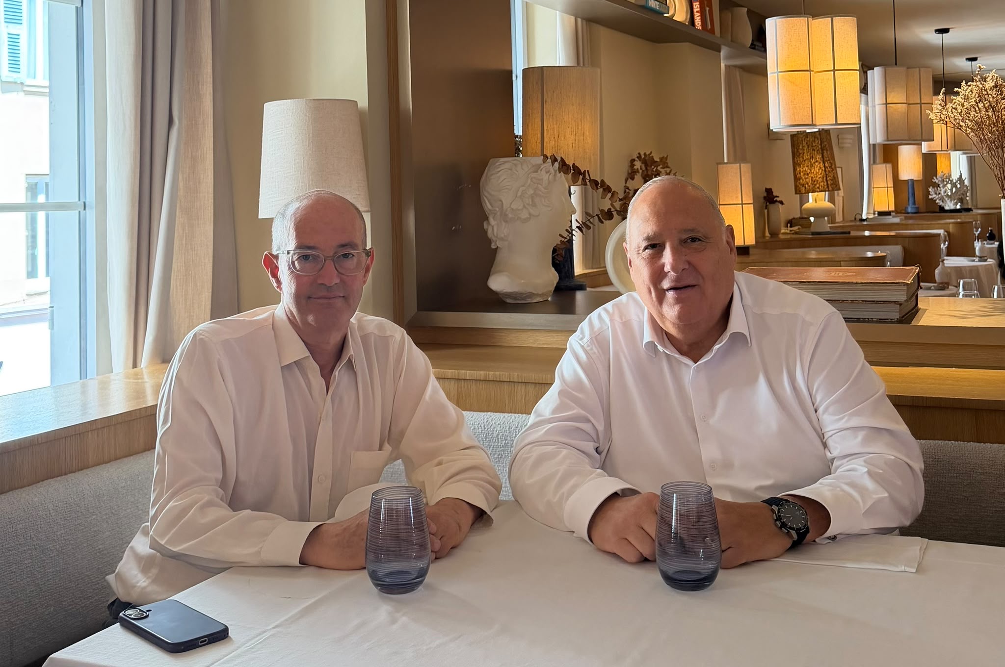Rencontre à Nice entre le Consul honoraire de Centrafrique à Monaco et le président de Bibliothèques Sans Frontières